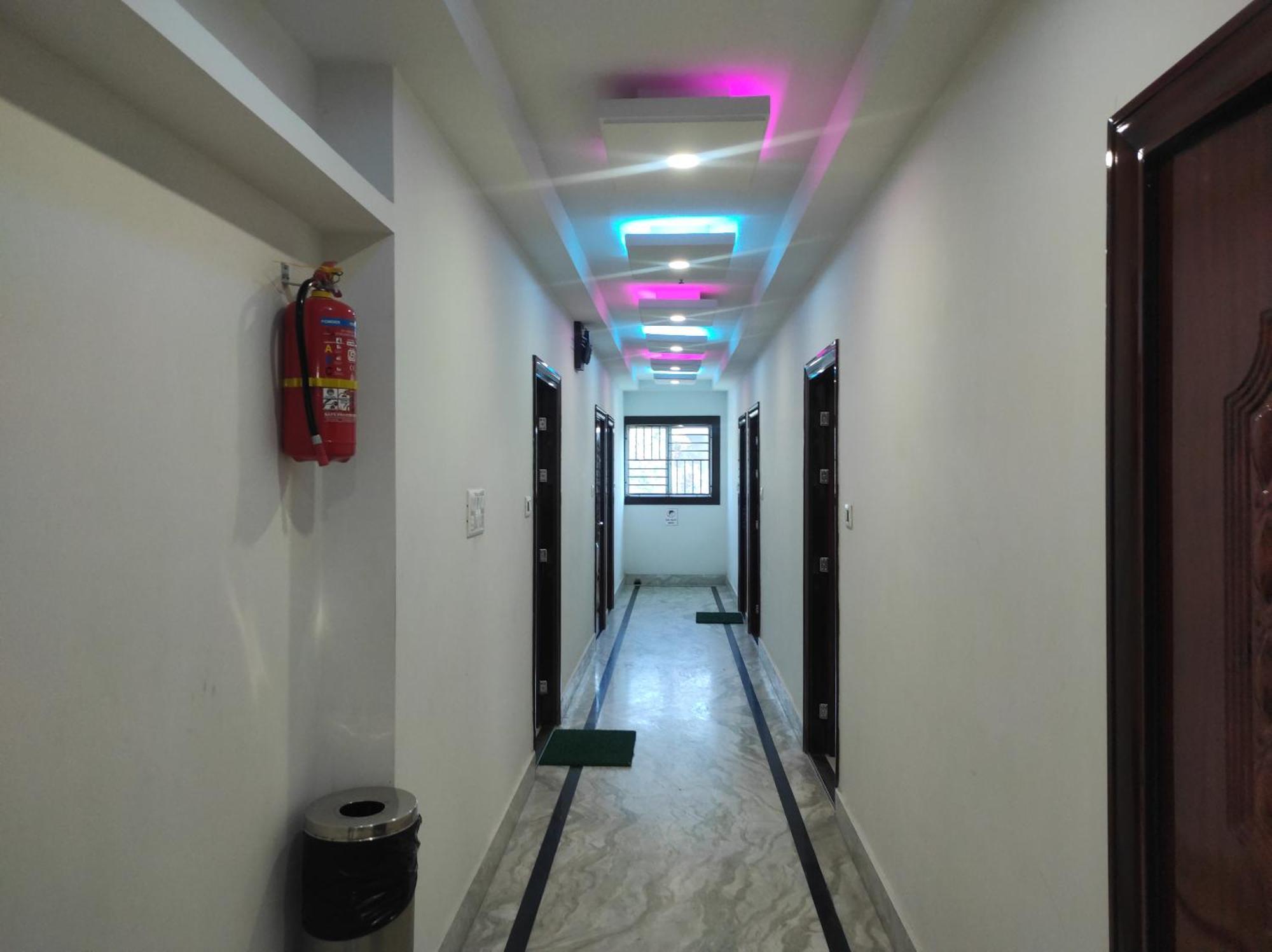 Hotel Prova Koch Bihar Ngoại thất bức ảnh